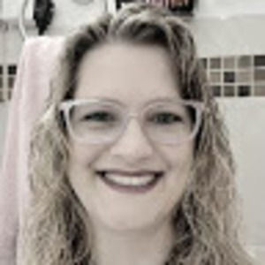 Meet your Posher, Sonia